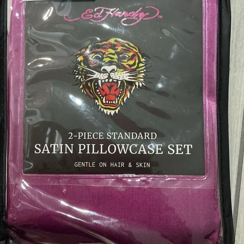 Ed Hardy NWT 2-Piece Satin Pillowcase Set – Purple,‎ Standard